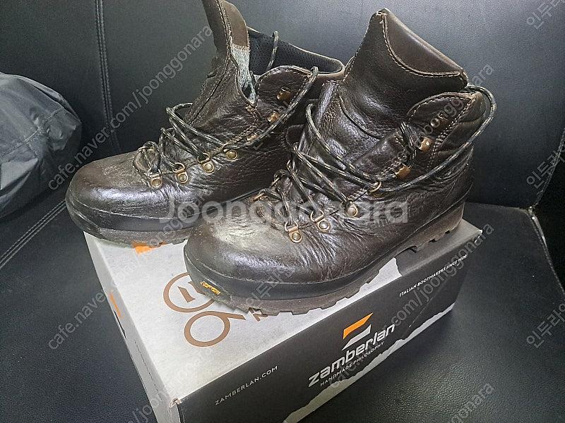 잠발란 울트라 라이트 등산화 판매합니다(44 275)