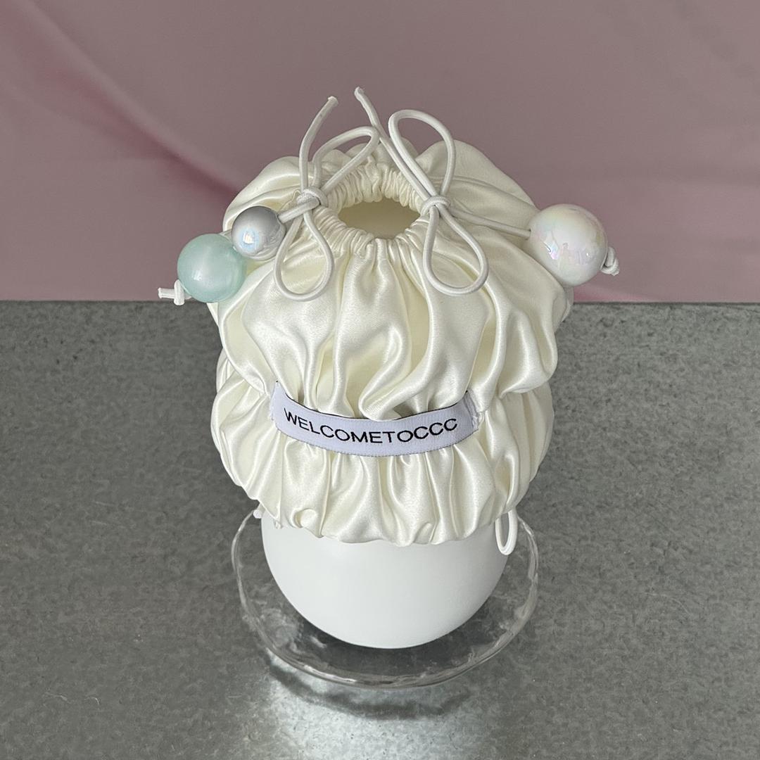 Pre Oder 10% Totti Lamp (Ivory)