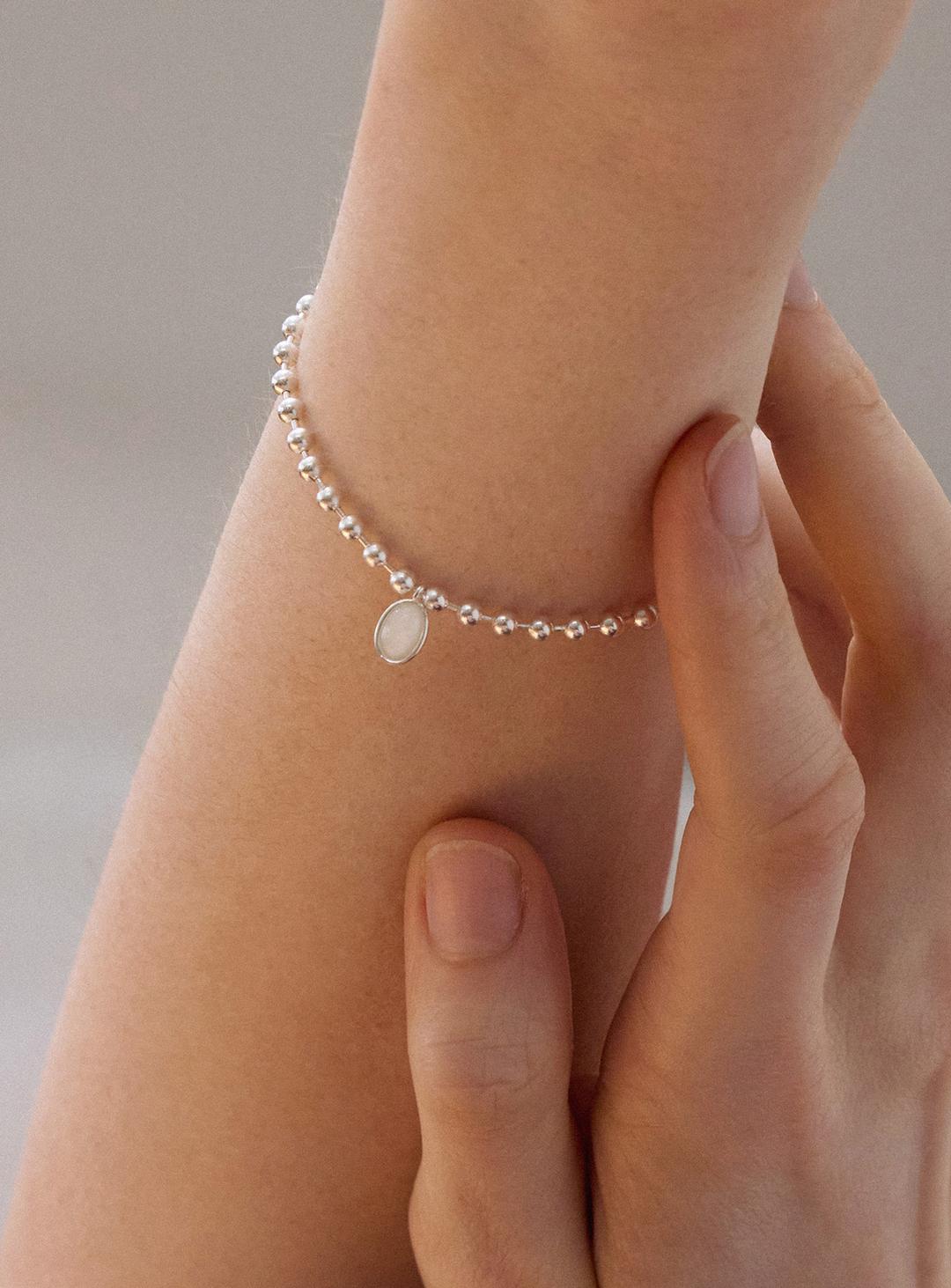 [실버925] 뮤 페일 오벌 볼 팔찌