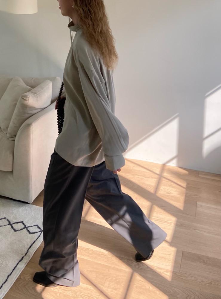 (당일배송) 하이넥 버튼 블라우스 (2color)