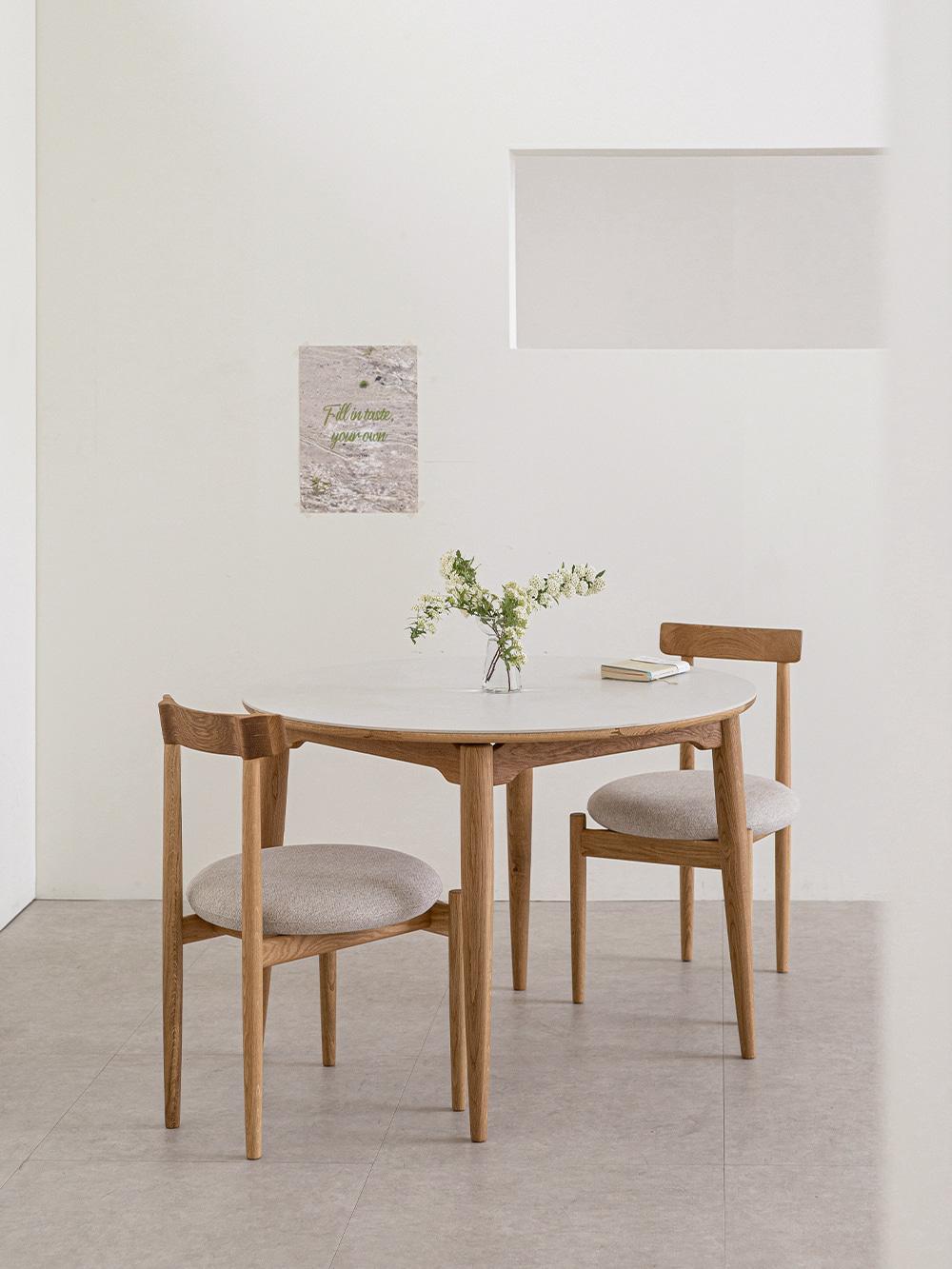 루나 오크 포세린식탁 원형