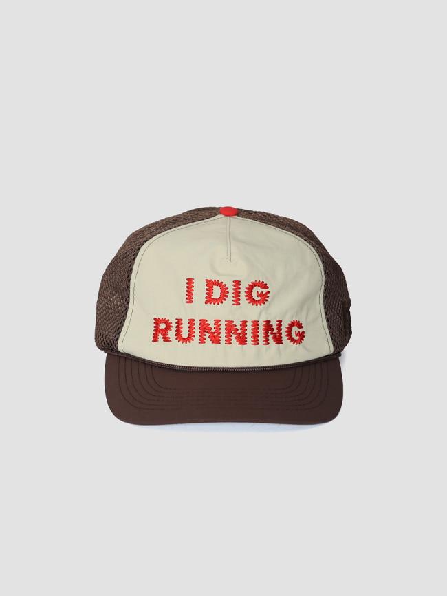 알렉스 조노_ I DIG RUNNING - TRUCKER HAT [Brown]