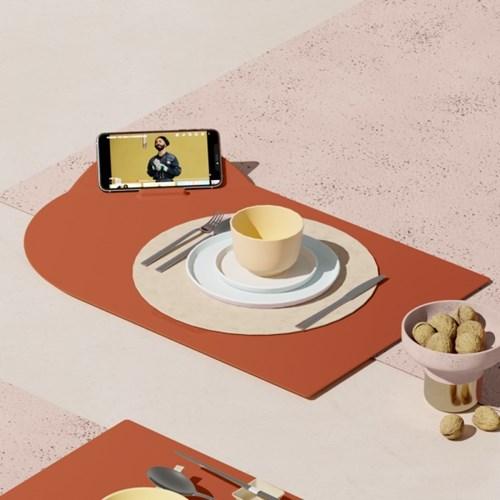 잔잔 휴대폰 거치형 실리콘 테이블 식탁 매트 혼밥캠핑