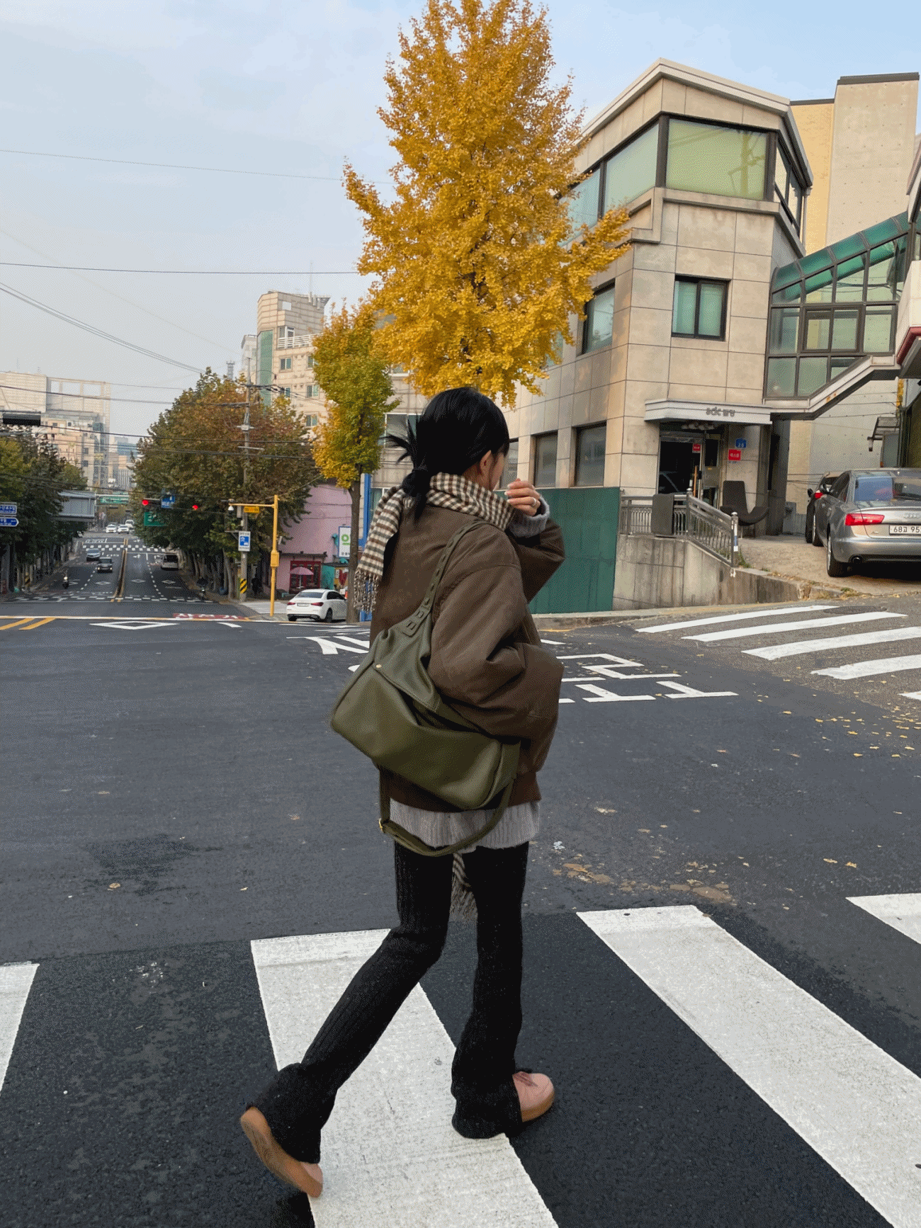 boots-cut button pants (brown/black)