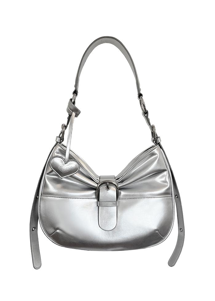 RIBBON BUCKLE SHOULDER BAG SILVER