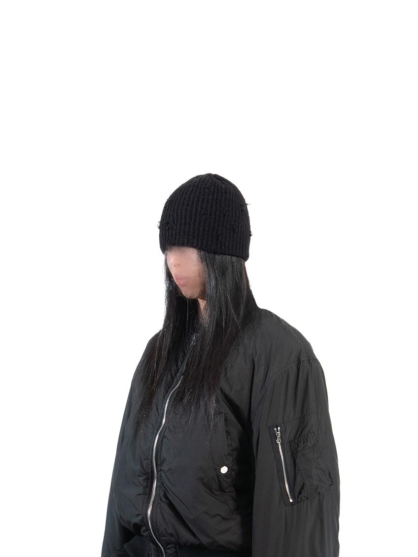 quite damage beanie (3c)