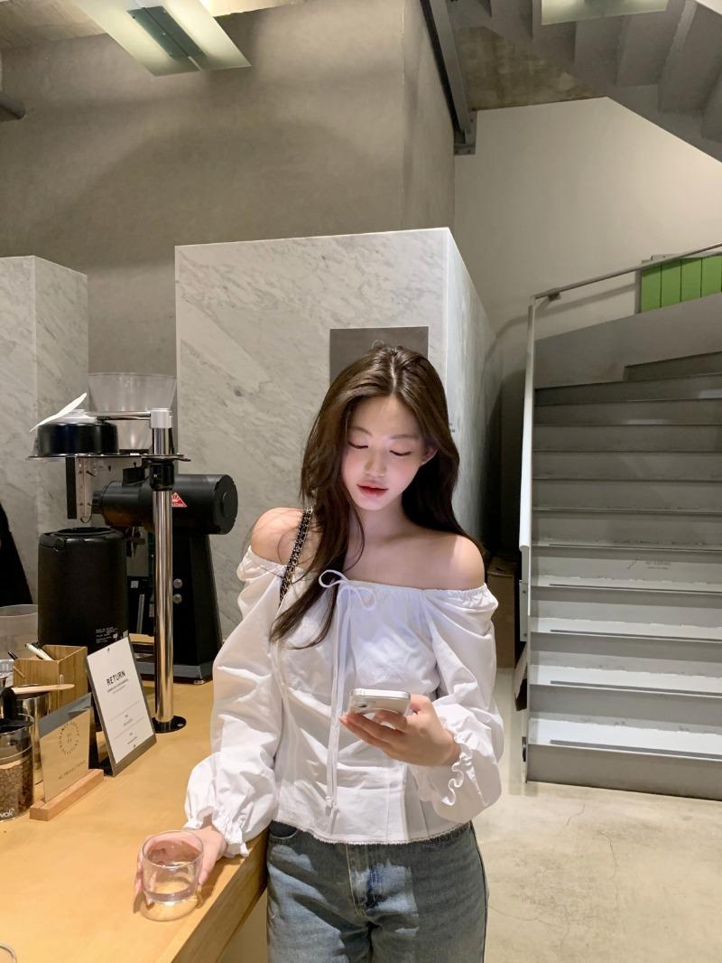 wendy two-way blouse_white
