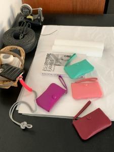 페블지갑 소프트가죽 (민트솜사탕, 마젠타, 블랙)  바로배송