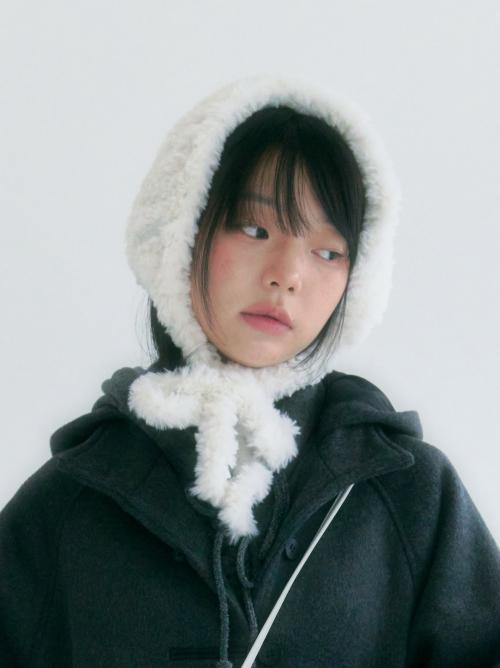 handmade furry earmuff (white)