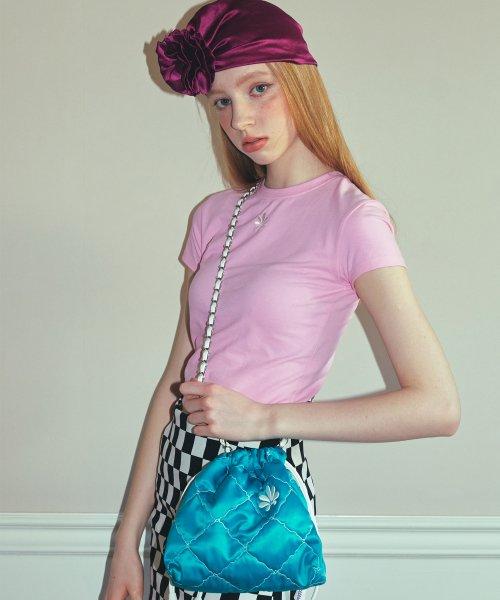 포피 퀼팅 체인 미니 크로스백 터콰이즈 블루