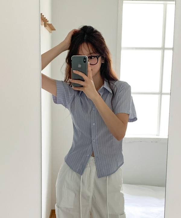 리얼코코 [단독] [여름신상🌴/반팔셔츠/슬림핏/레이어드/누적3만장/made] 로셀 라인 셔츠 - 7 Color (스트라이프/하객룩/출근룩/오피스룩/크롭/스판/면접/긴팔)