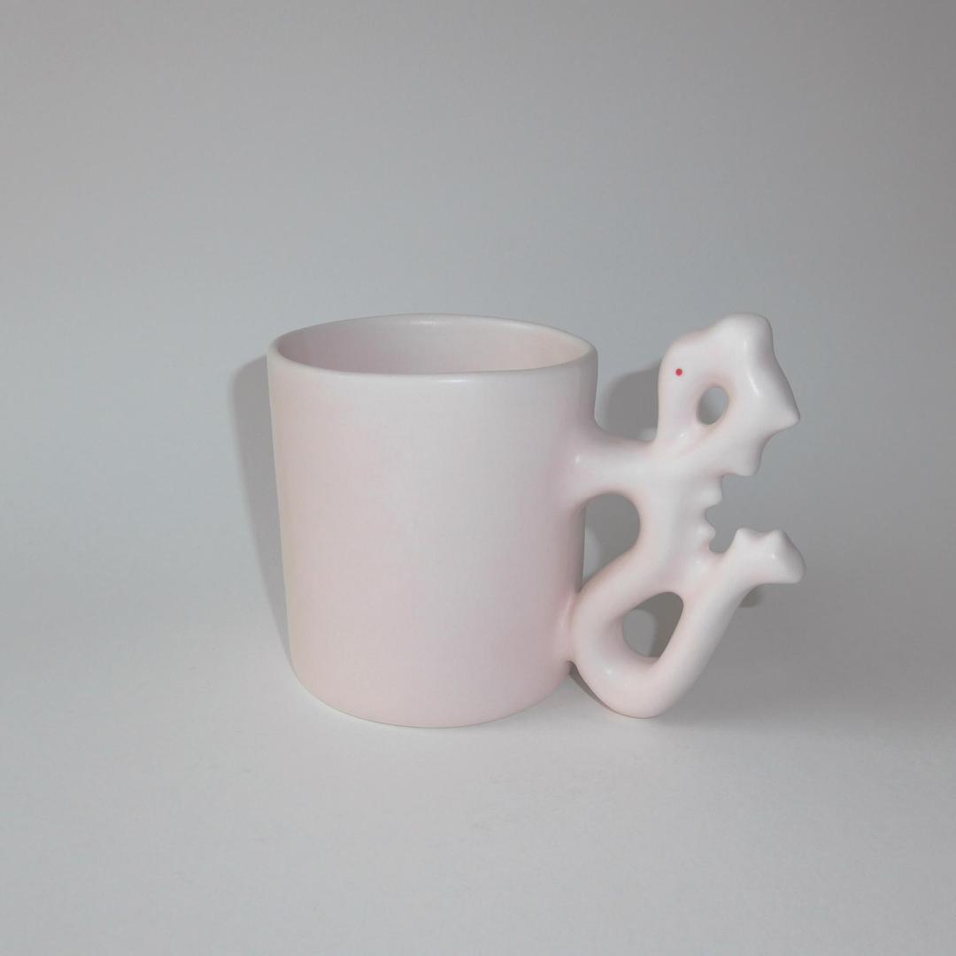 Baby dragon mug - Powder pink