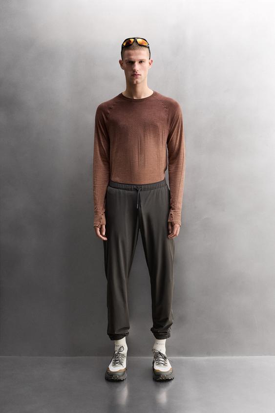 울 하이테크 티셔츠