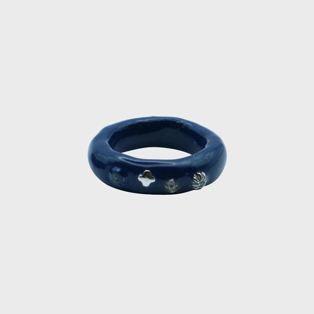 layering navy ring