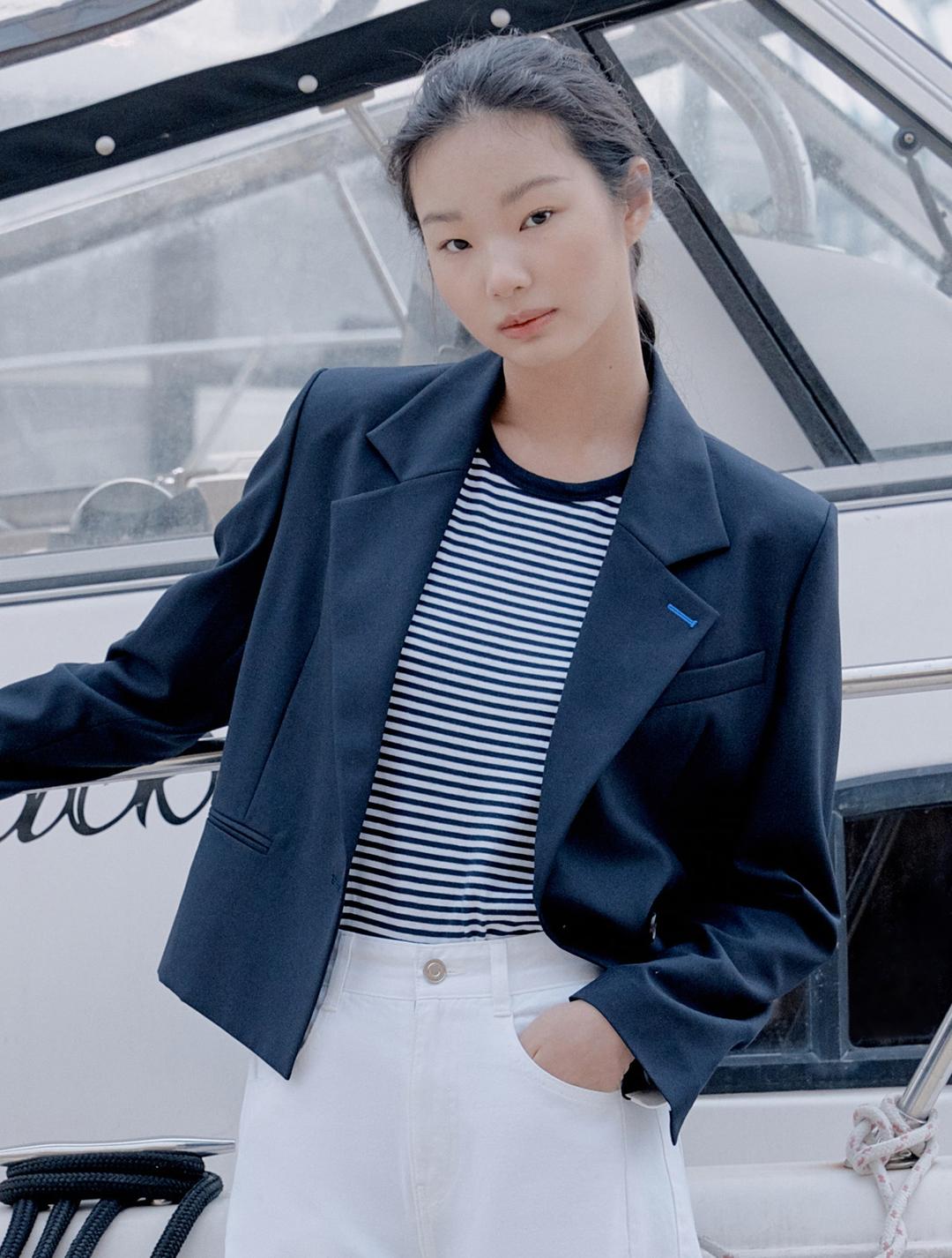 🖤셀럽착용🖤 Button Detail Short Jacket - Navy