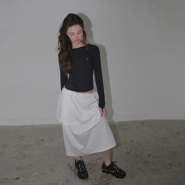Megan point tee (navy)