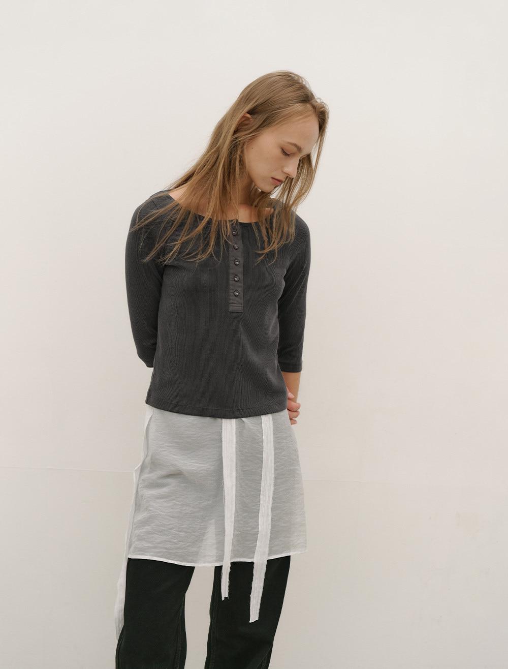 HENLEY NECK TOP [CHARCOAL]