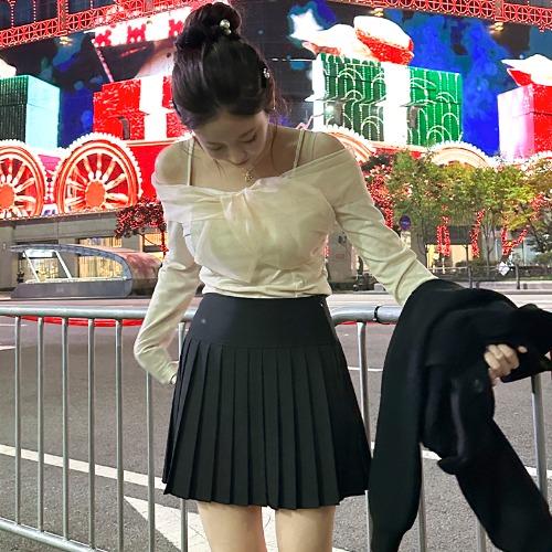 실루엣 오프 블라우스
