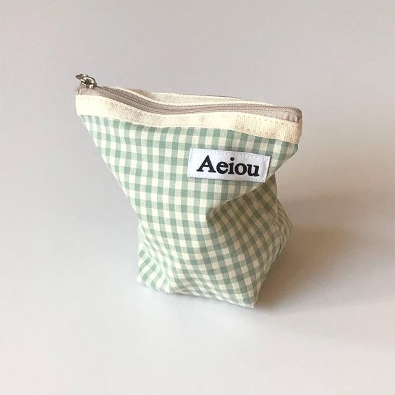 Aeiou Basic Pouch (M size)Blue Green Ginghamcheck