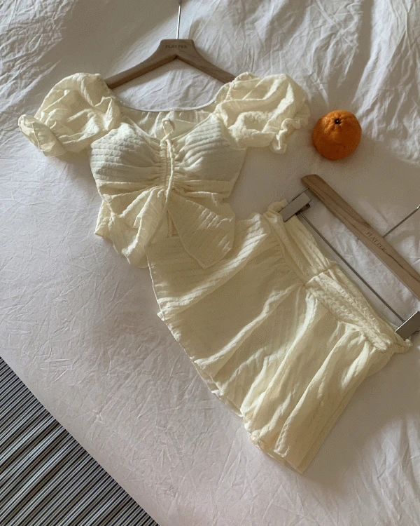 [무료배송][2piece]써니 프릴 셔링 프릴 스커트 반팔 비키니 수영복