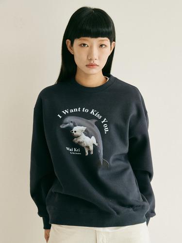 퍼피돌핀 점핑 맨투맨 네이비