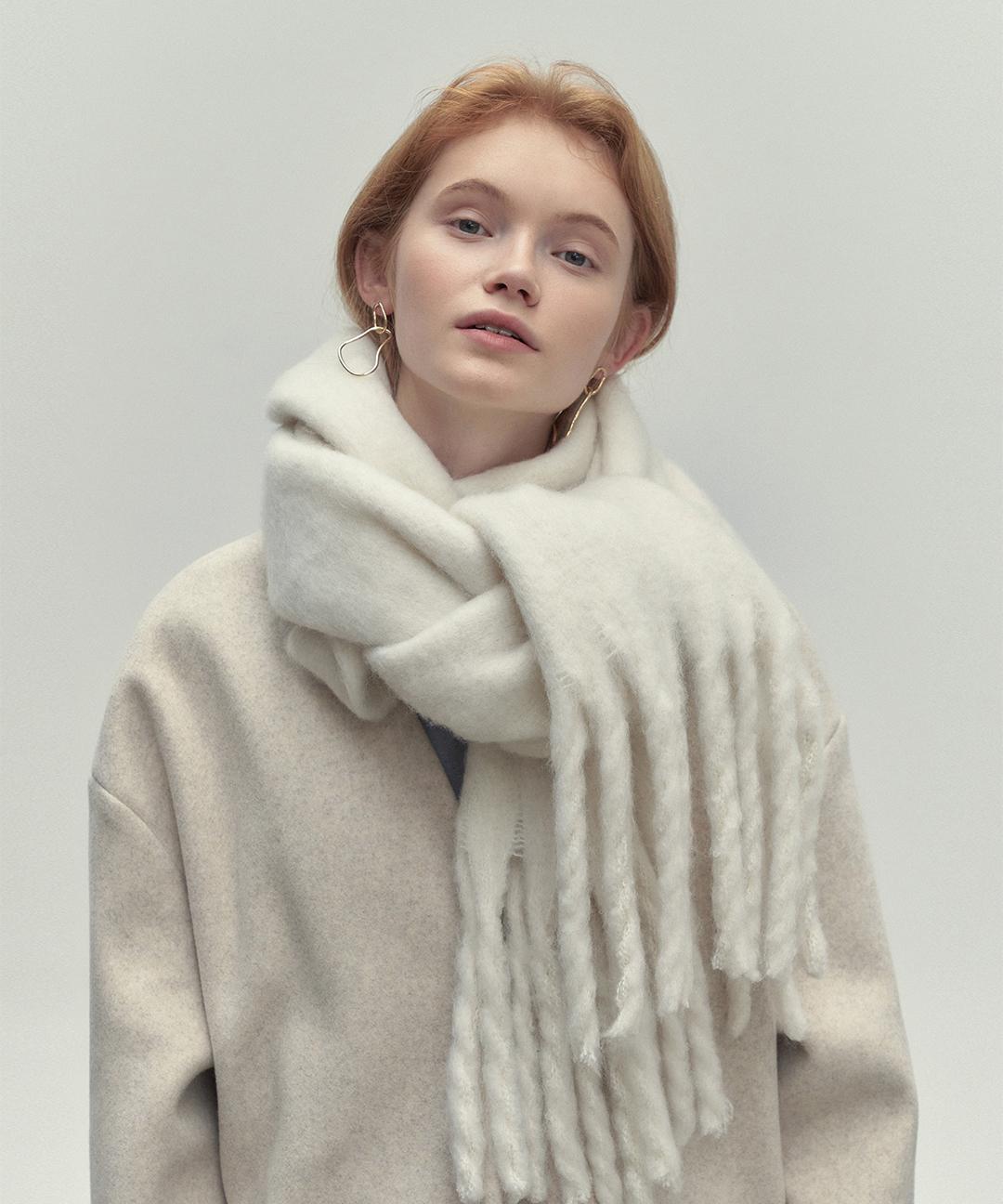 FIRST LABEL BOLD MUFFLER_WHITE