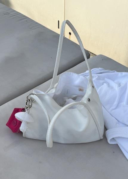 Leon  Bag