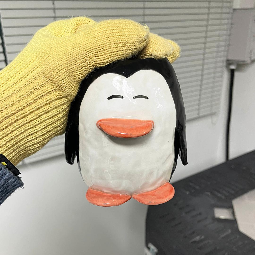 대왕 펭귄 화병, 스테디너리