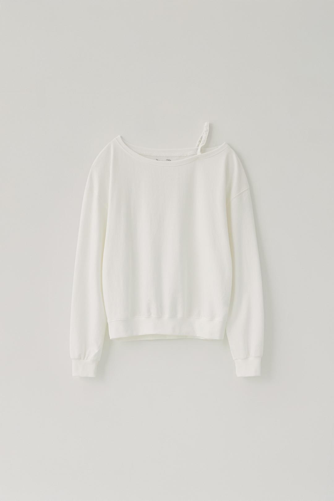 1st re-stock) T/T One side layered sweatshirt (white)