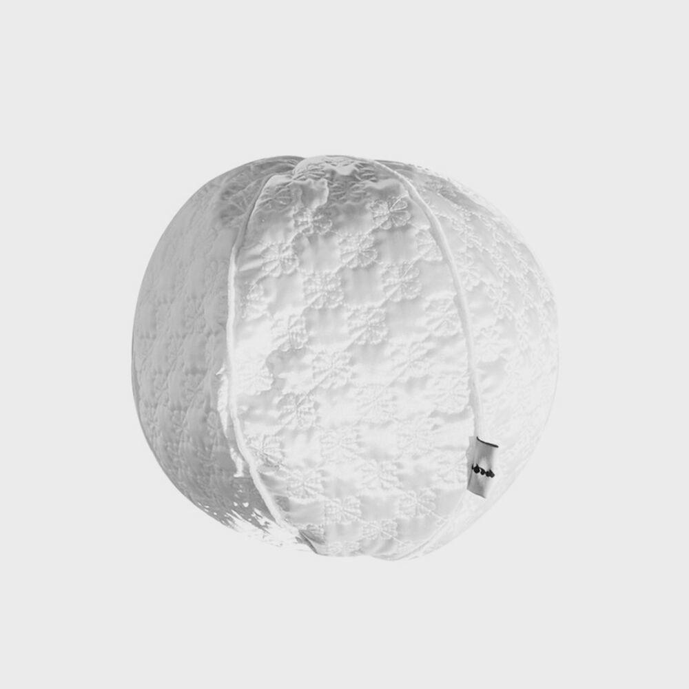 CLOUD CLOVER CUSHION