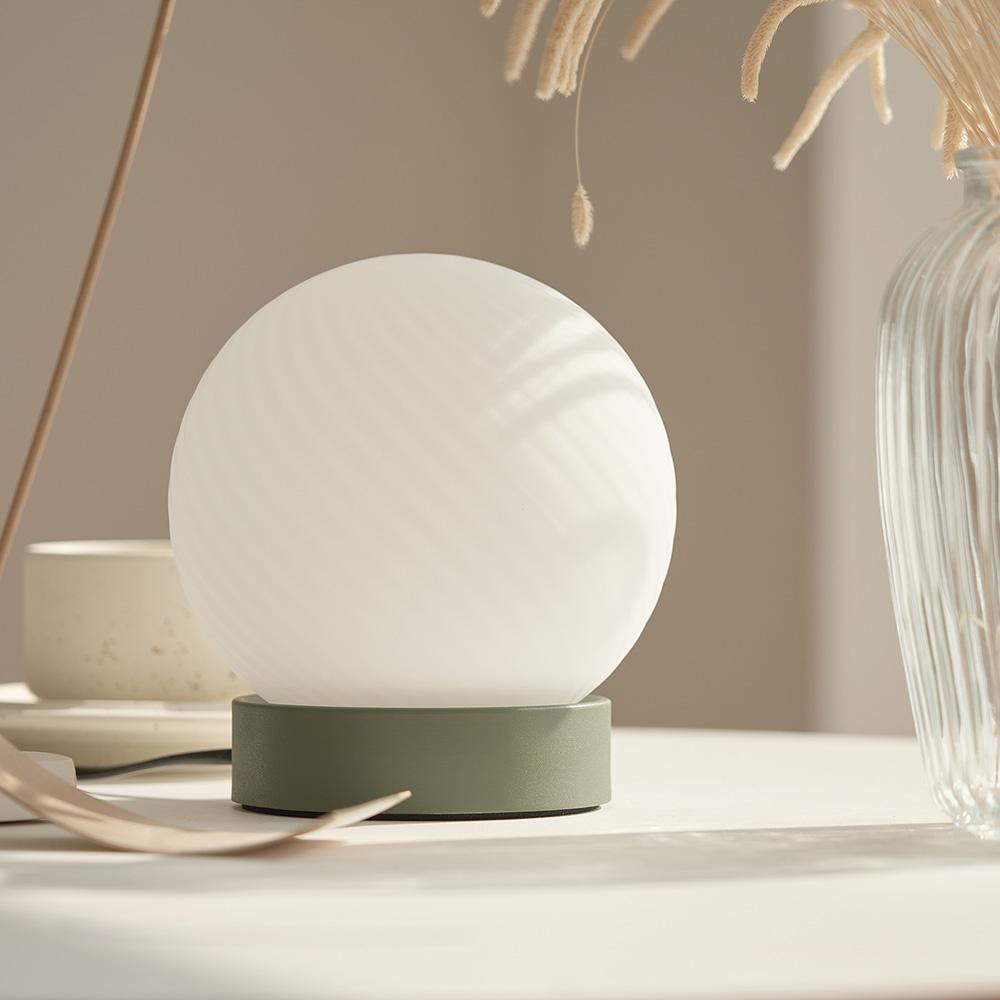 토네이도 테이블램프