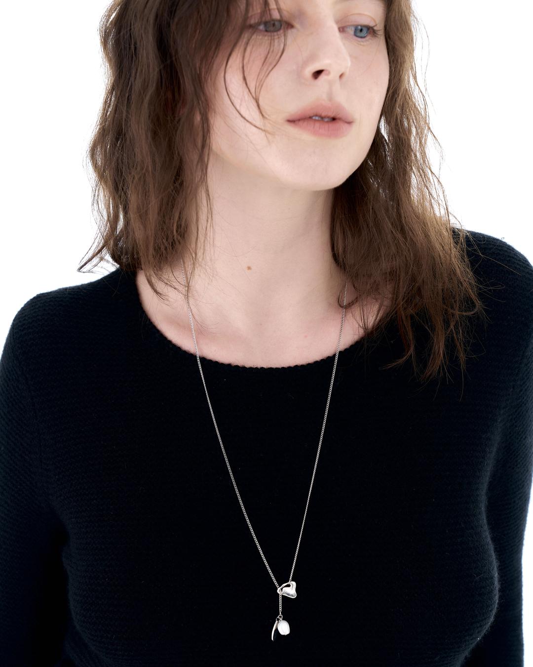 DROP NECKLACE