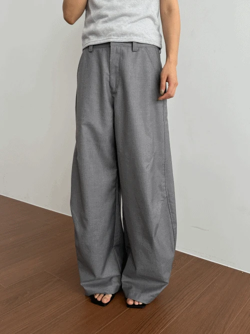 올리아 벌룬 핀턱 슬랙스