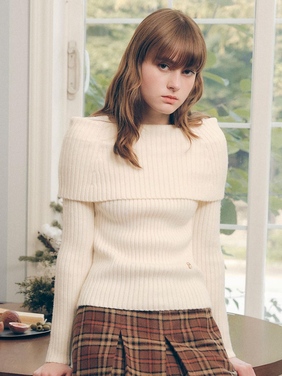 RIBBED OFF-SHOULDER KNIT IVORY