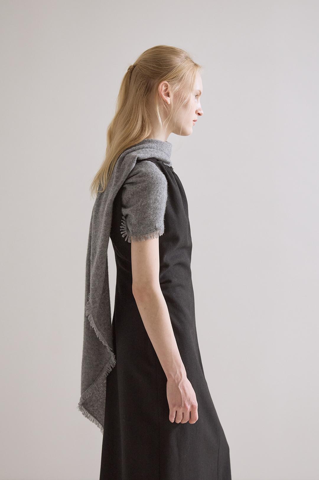 Cashmere Tassel Scarf (Grey)