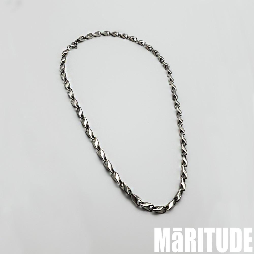 다각 드롭 체인 목걸이