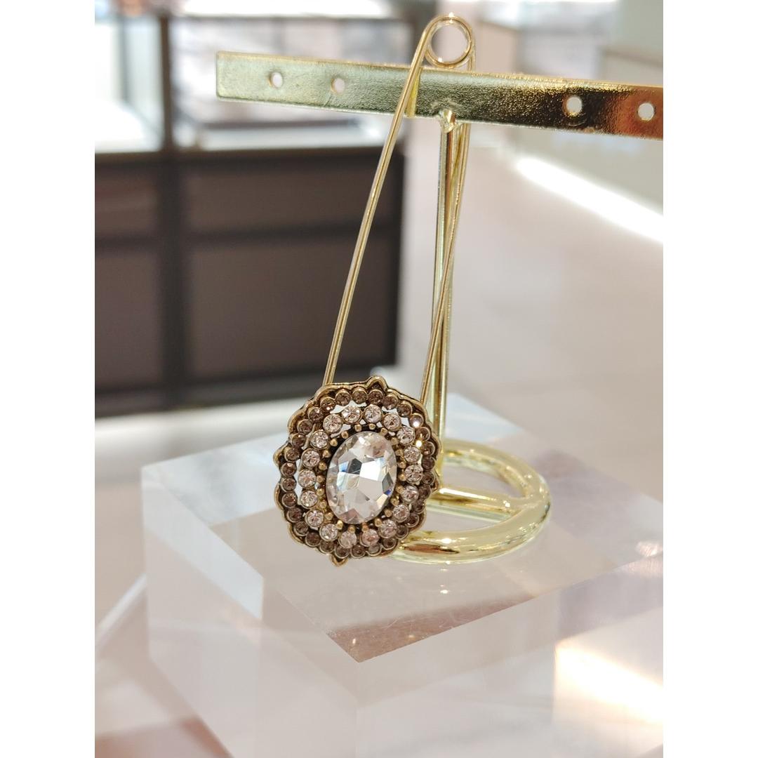 [현대백화점] [JJQUEEN] 패트릭 옷핀브로치 BHR0268