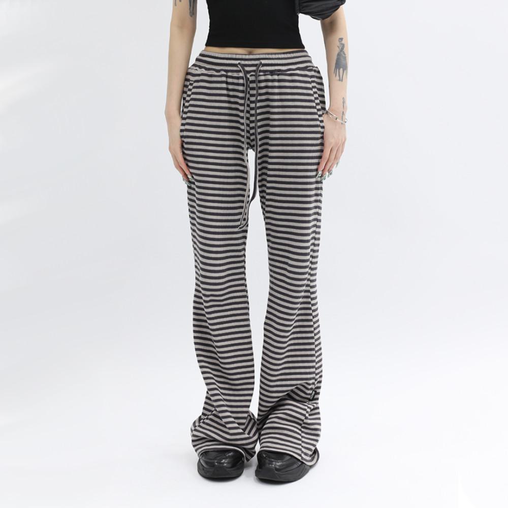 MYFUZZYKON 메이야퍼지콘 루즈핏 나팔 빠삐용 팬츠 레트로 스트라이프 추리닝 바지