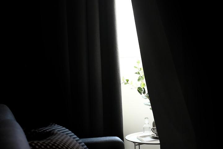 [오늘의딜][10%쿠폰/1+1]100% 빛차단 여름 냉방유지 3중직 창문형/긴창형 암막커튼