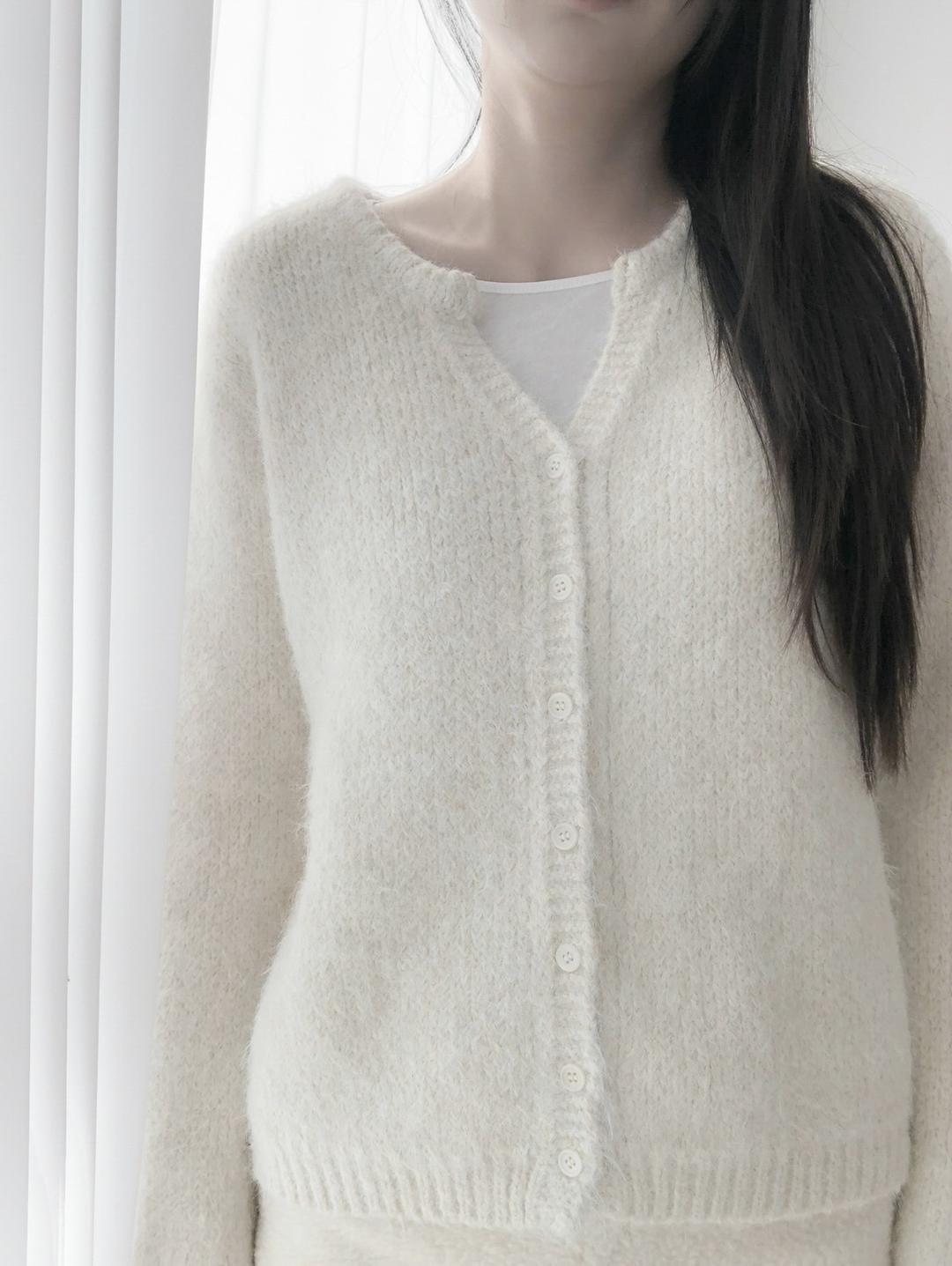 hairy Y cadigan (2c)