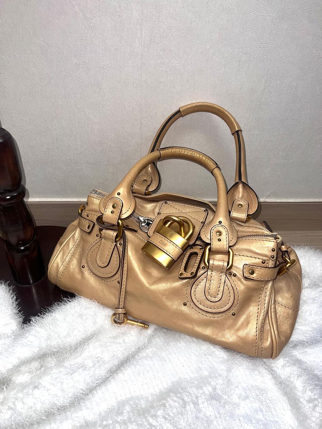 Chloe 끌로에 패딩턴 샴페인골드 레더 아카이브 자물쇠 토트백 | 후루츠패밀리