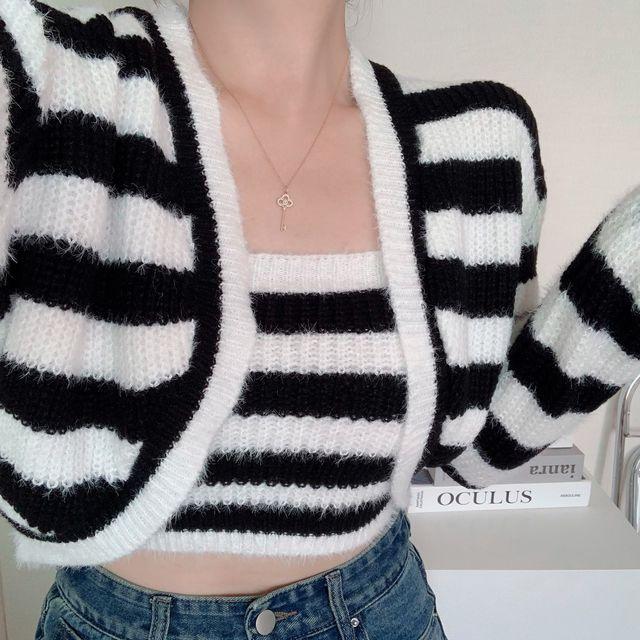 따뜻SET-[부들퍼-/연말룩!]포근 단가라 줄무늬 루즈핏 크롭 긴팔 볼레로 가디건 아우터 + 끈 나시 크롭 퍼 니트 탑 투피스 세트 크리스마스 (3col)_리틀페어리