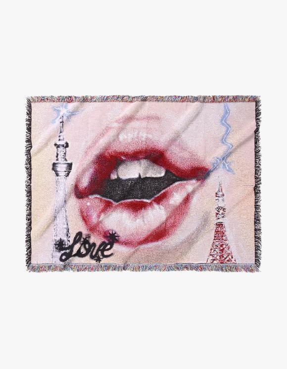 Lips Tapestry Blanket - Multi