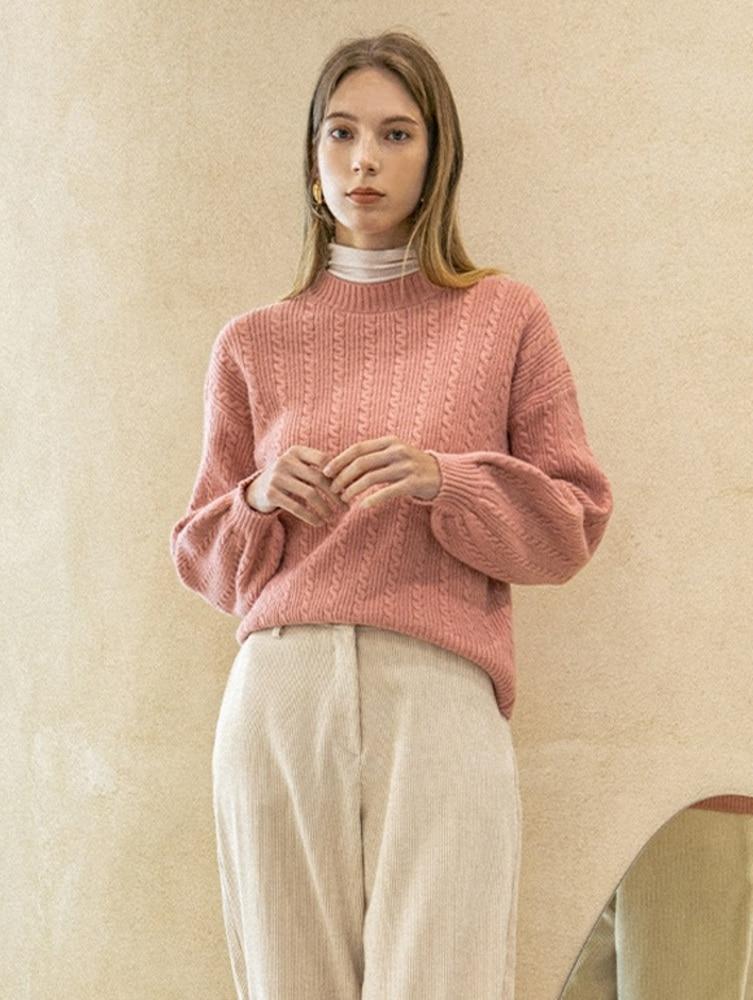 변형 케이블 라운드넥 스웨터(CXALKH2)