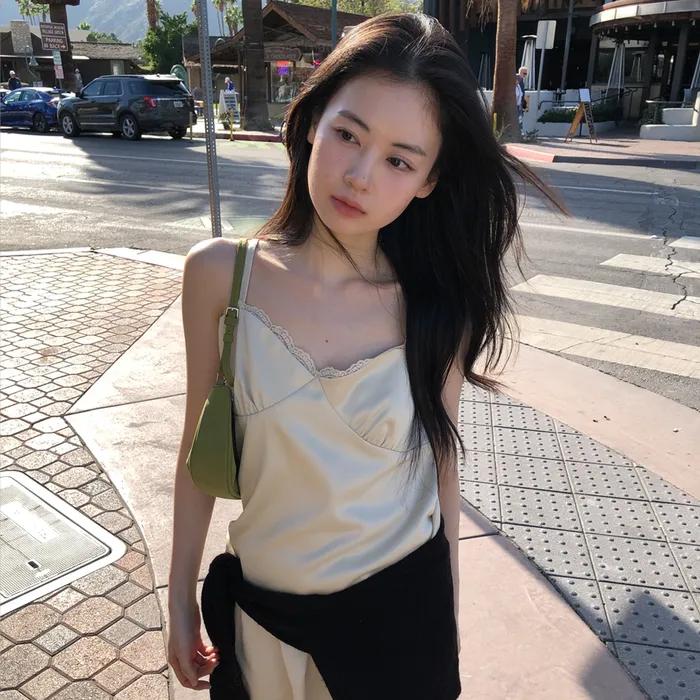 Satin lace top_butter