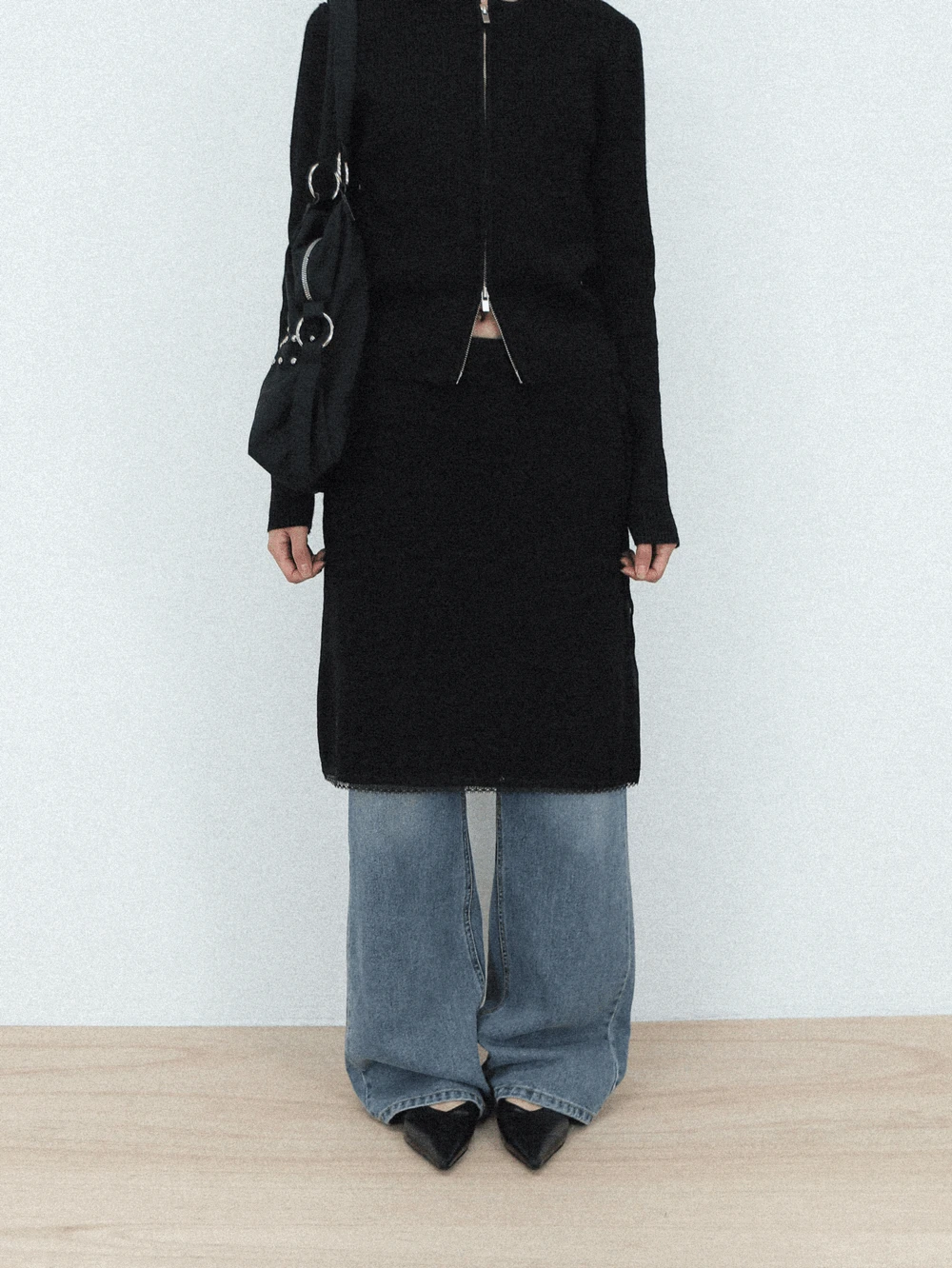 럽 스트랩 니트 미디 스커트