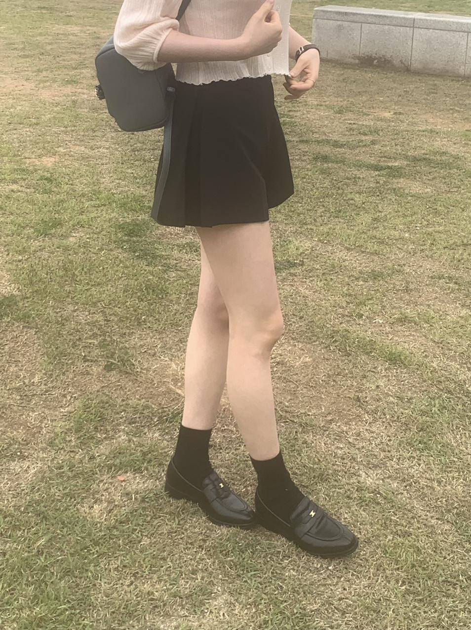 어파트오브 (단독진행) 슬릿 미니 슬랙스 팬츠