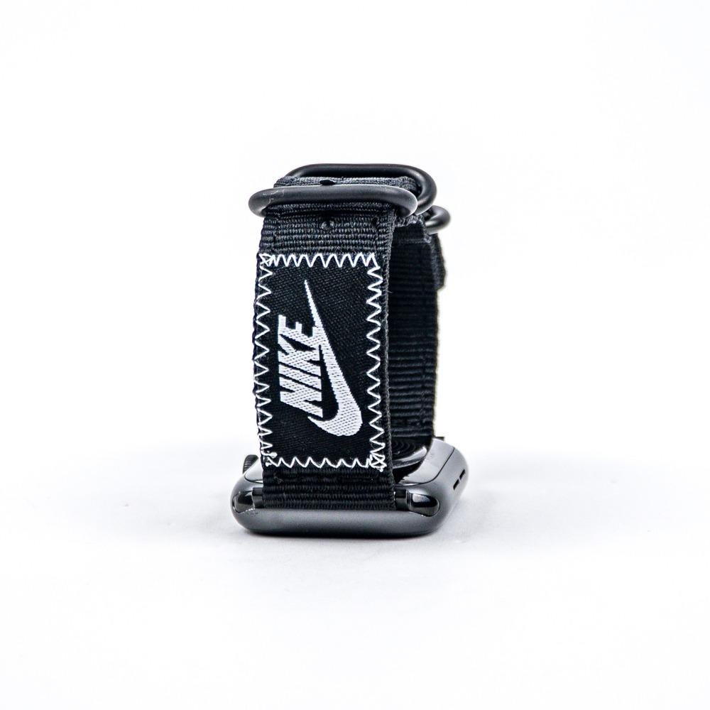 나이키푸츄라검흰(ZIG) 워치