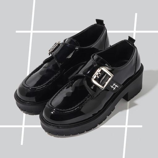 시그니처 라운드토 몽크스트랩 청키로퍼 5cm