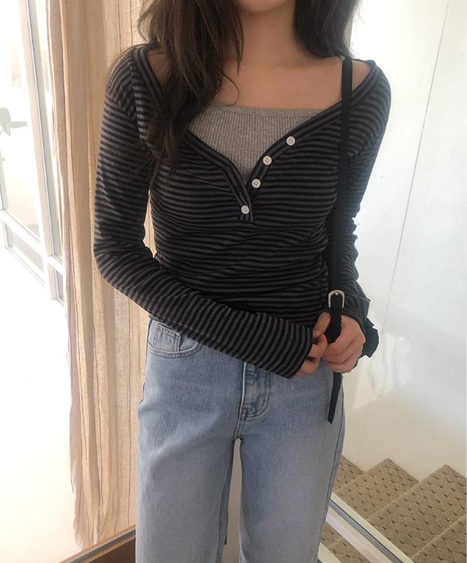 니어웨어 [간절기긴팔🤎] 레이즈 스트라이프 브이넥 단작 긴팔티 (2color)